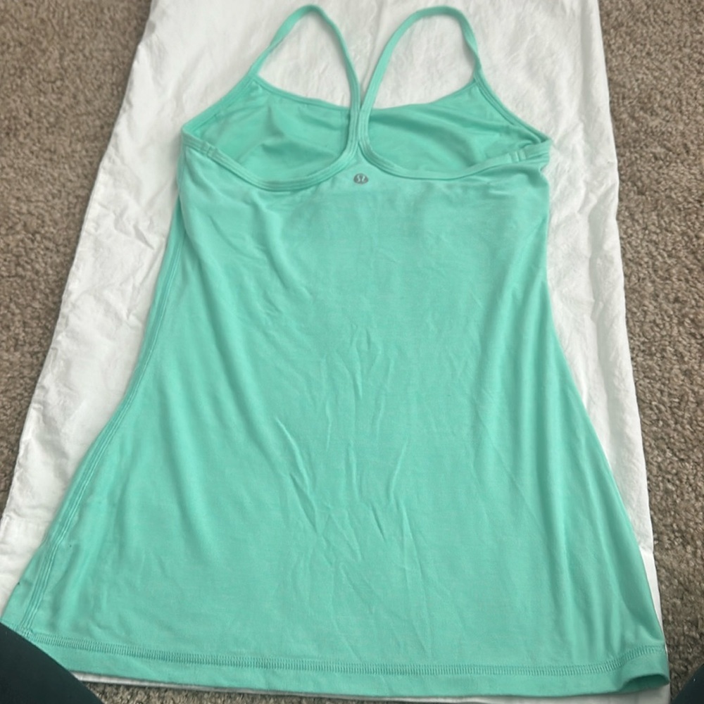 Pre loved LULULEMON tank